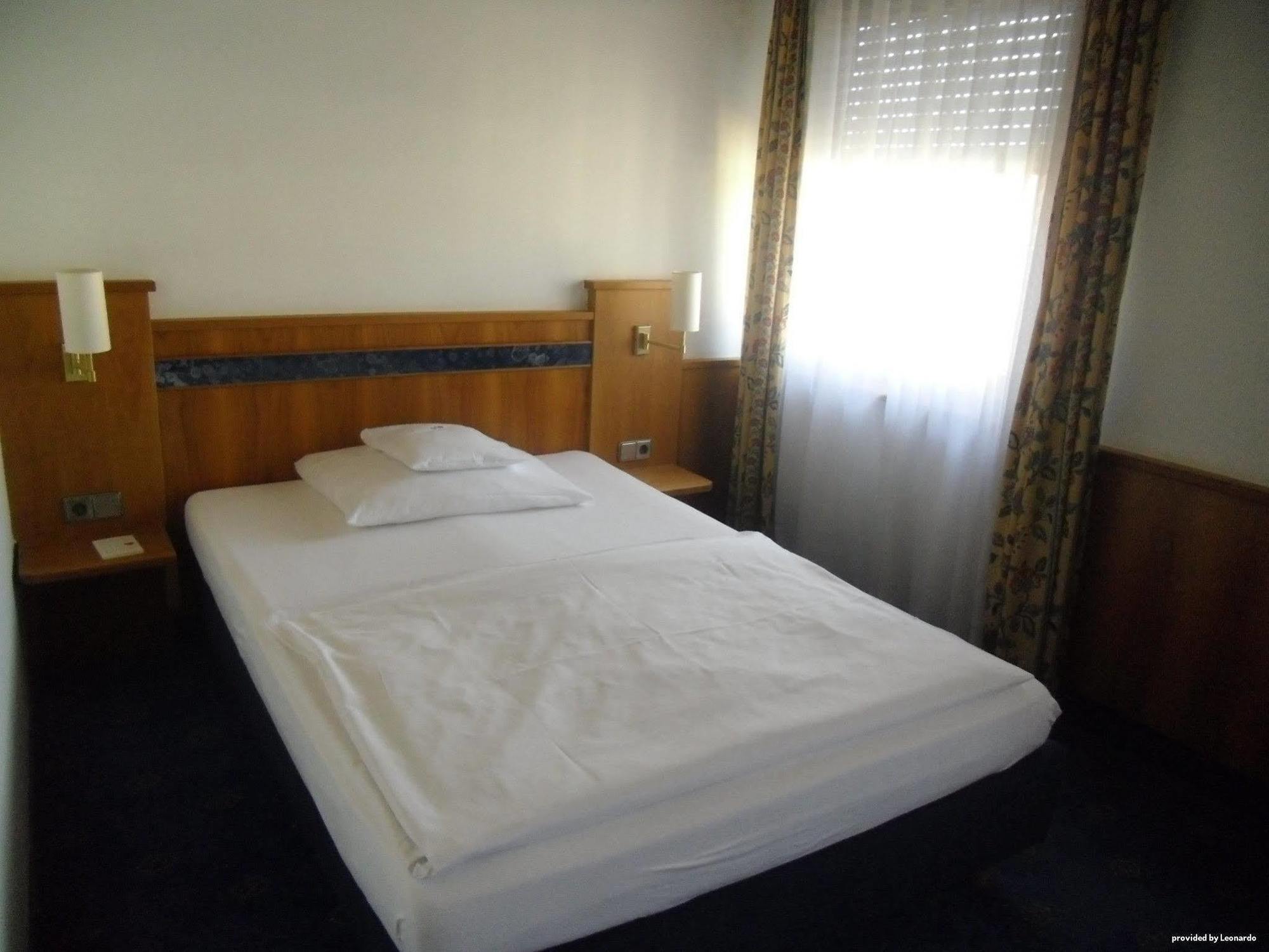 Hotel Stuttgart 21 객실 사진